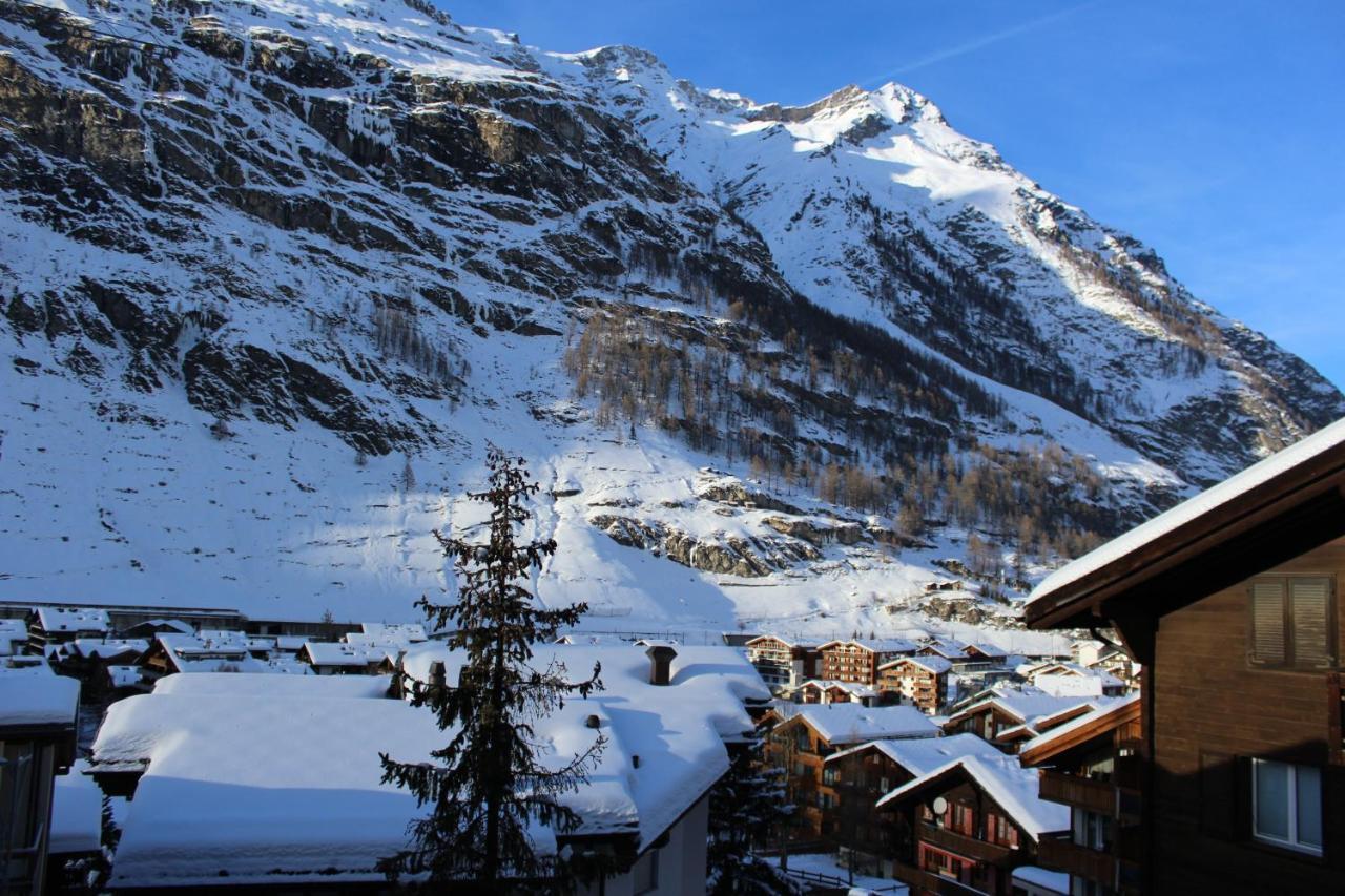 Haus Les Melezes C Leilighet Zermatt Eksteriør bilde