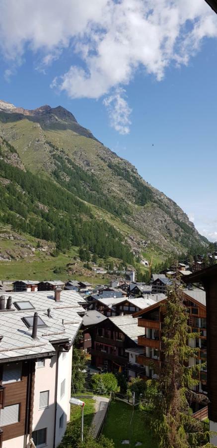 Haus Les Melezes C Leilighet Zermatt Eksteriør bilde